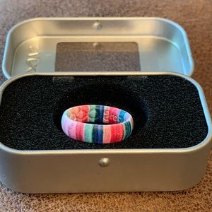 Groove Life Silicone Ring